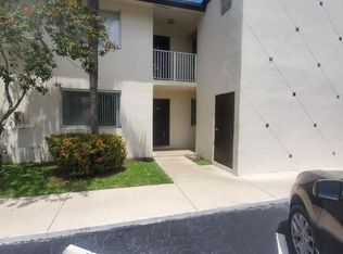 10405 SW 212th St APT 201, Miami, FL 33189