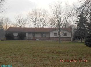 1911 Surrey Rd, Blacklick, OH 43004