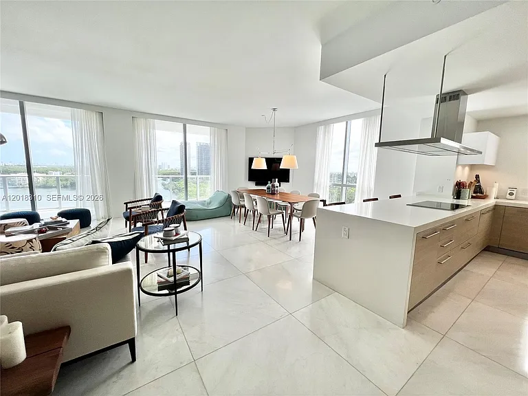17111 Biscayne Blvd #1102 — Photo 10
