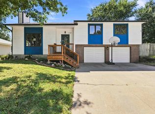 3309 Effingham St, Manhattan, KS 66503