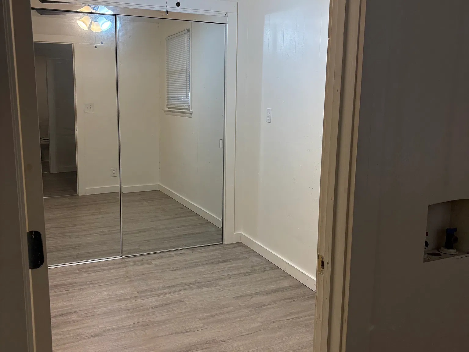3 bed, 1188 sqft, $1,300 — Photo 4