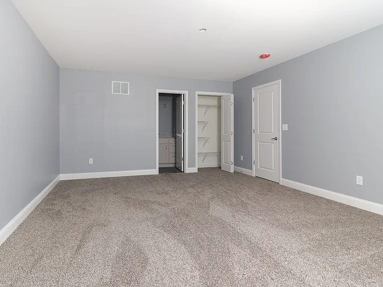760 Kristin Dr — Photo 24