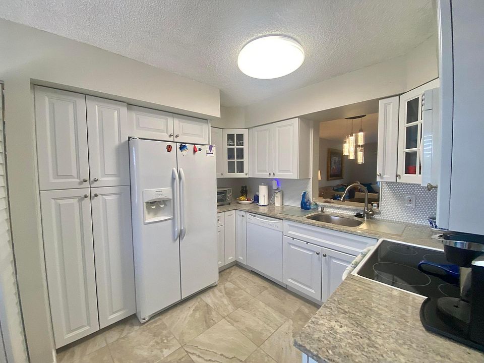 1st image of 7281 Amberly Lane #404