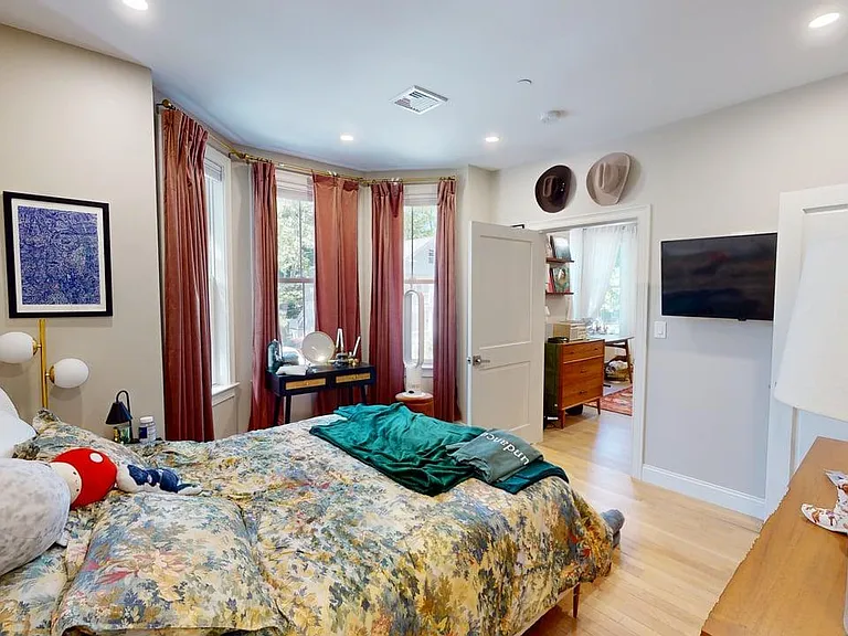 103 Hooker St #1 — Photo 11