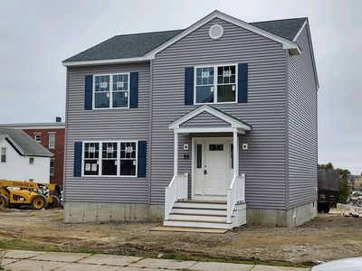 55 Thomas St, Fall River, MA, 02723