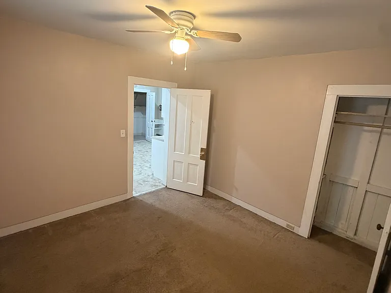 61 Vernon Ave #4 — Photo 13
