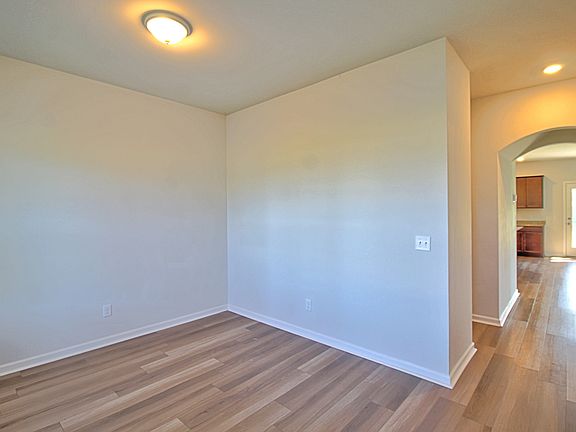 2nd image of 39 Blueberry Ct NE