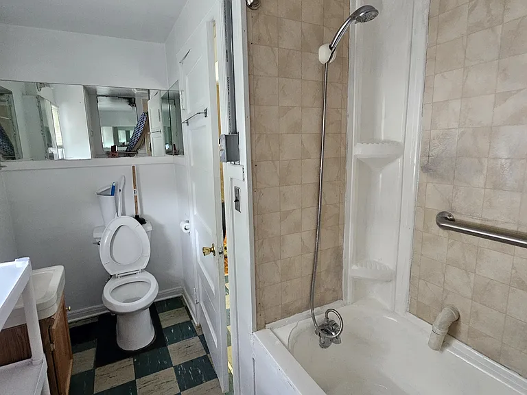 5220 Stockwell St #2 — Photo 10