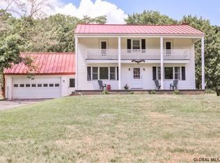 550 Lansing Rd, Troy, NY 12180