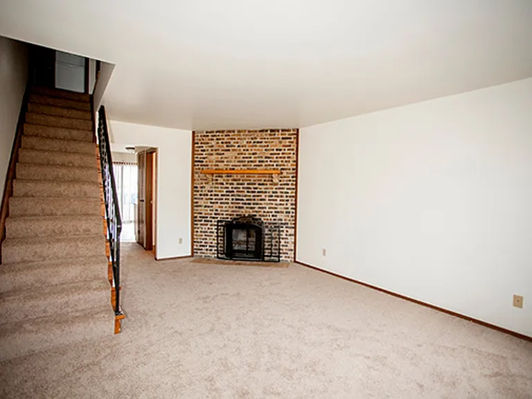 State Place Apartment Homes — Photo 14