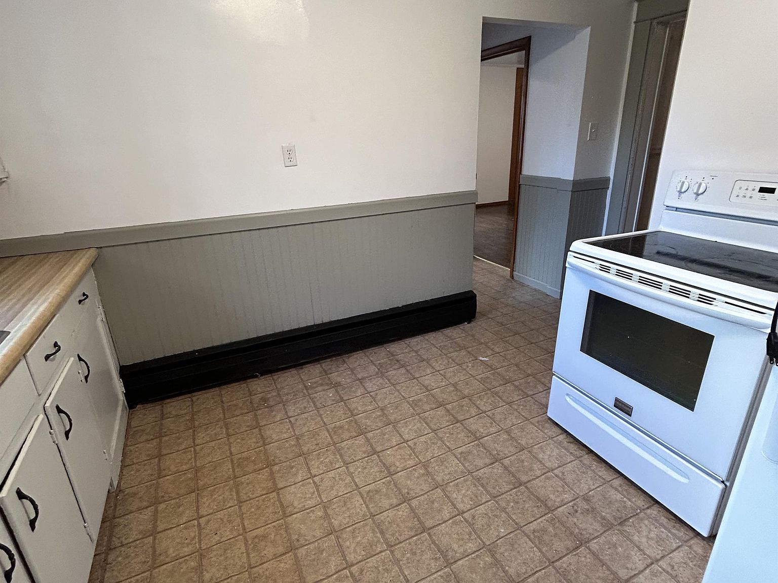 602 Sellers Ave, PA 15644 Zillow