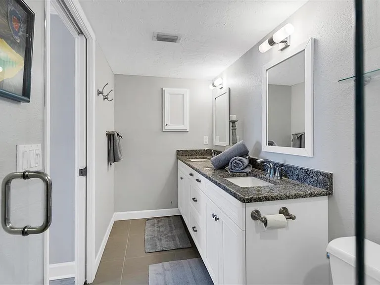 4325 Gulf Of Mexico Dr #208 — Photo 26