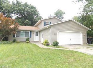 234 Huntington Cir, Elyria, OH