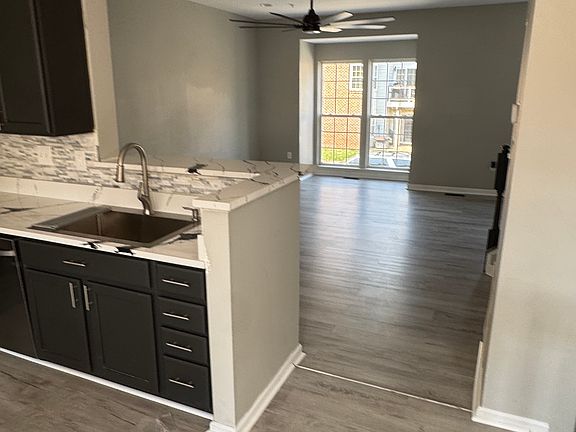 5th image of 9805 Juniper Dr