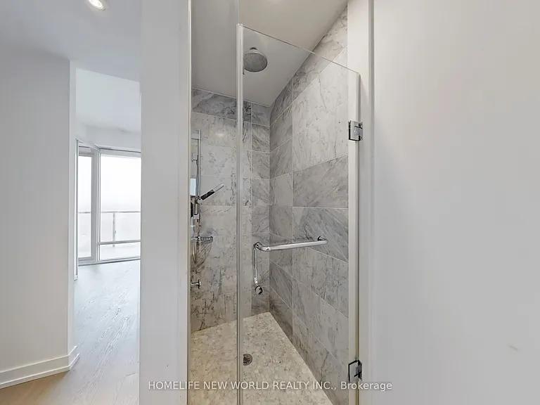 488 University Ave #4501 — Photo 23
