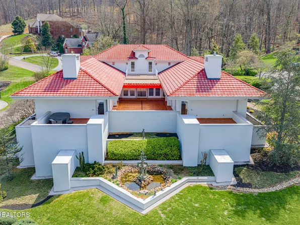 2504 Stone Creek Dr, Knoxville, TN 37918