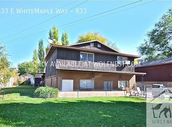 2nd image of 833 E Whitemaple Way #Mgrmmrggr