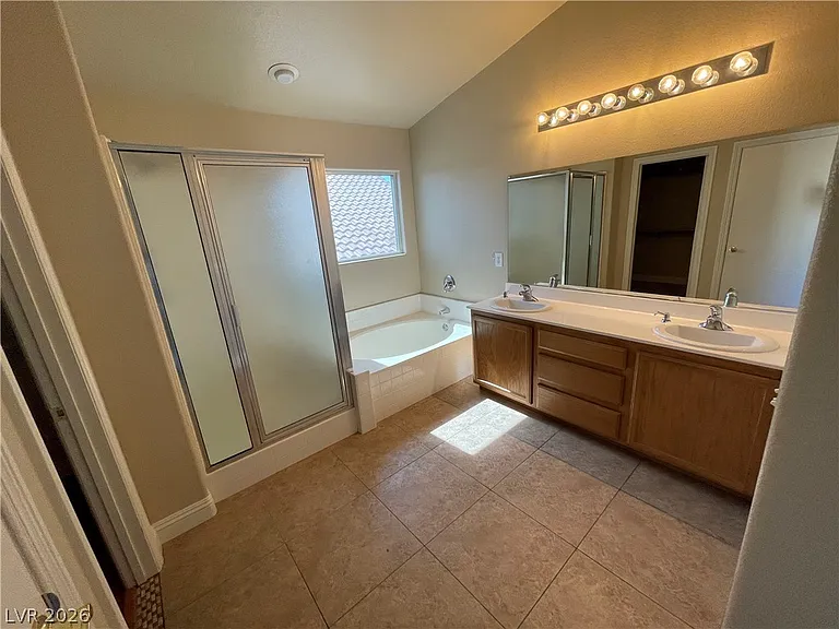 5947 Silver Trace Ct — Photo 15