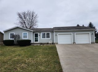75 Bernwood Dr, North East, PA