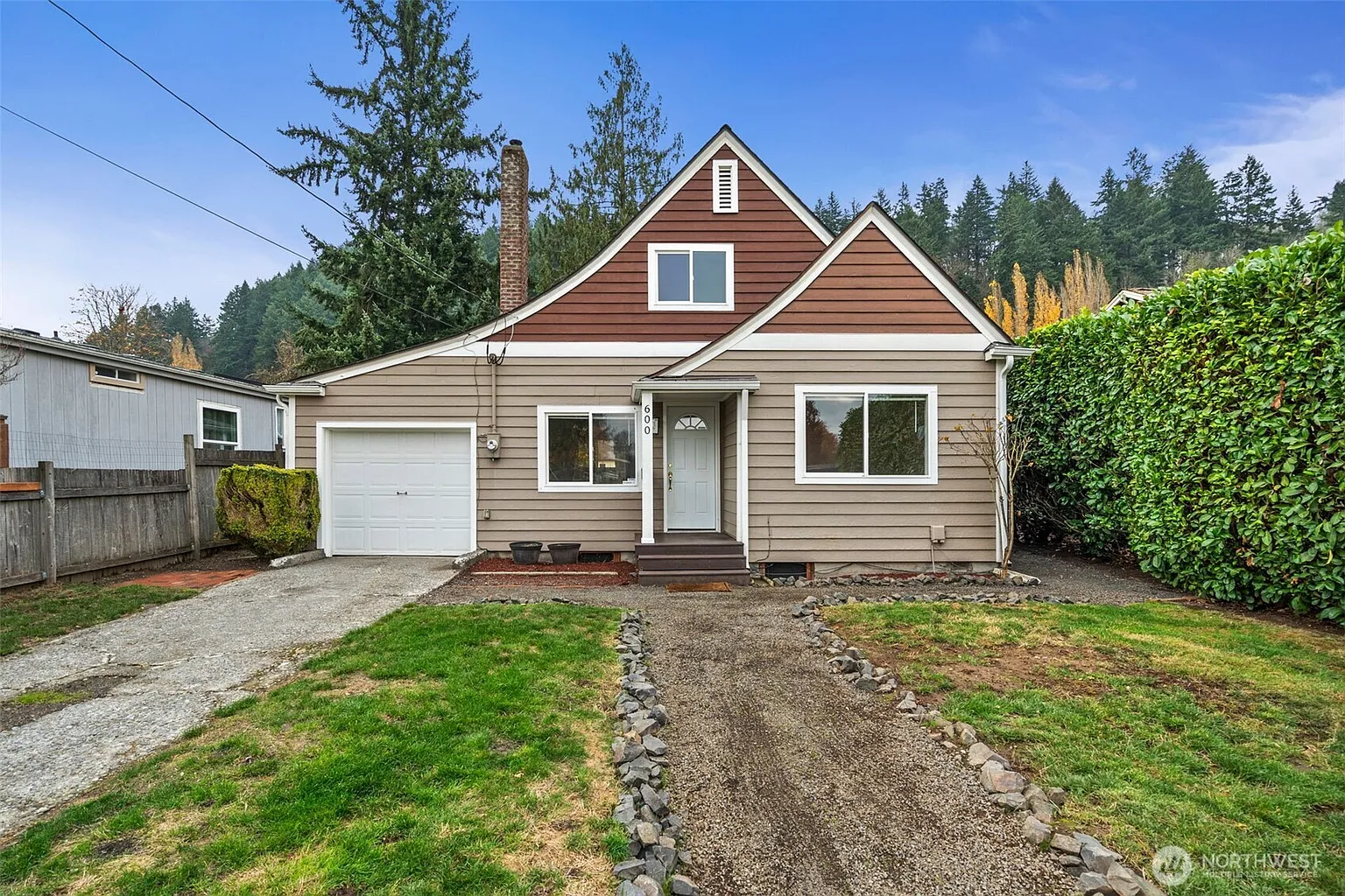 600 S Diamond Street photo 1