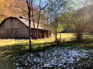 160 Bridge Rd, Byrdstown, TN 38549