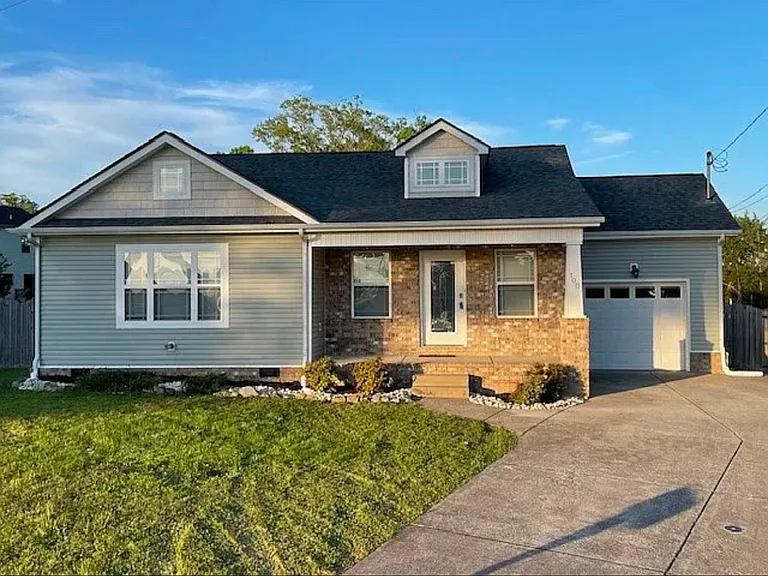 108 Amos Springs Way — Photo 1