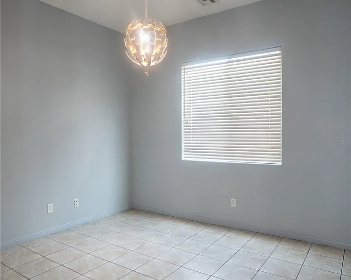 7861 Darby Ave — Photo 76