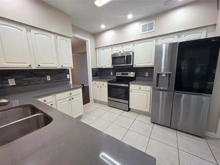289 Hanging Moss Cir — Photo 15