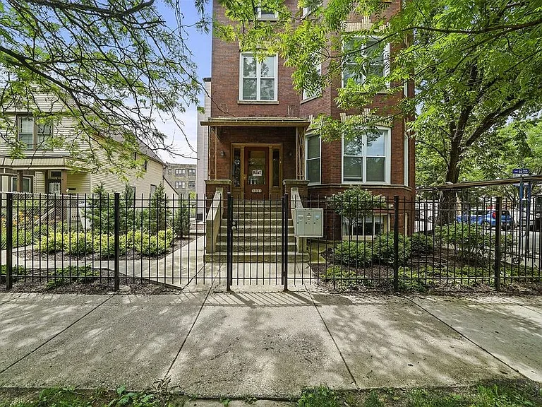 3335 W. Dickens Ave - 2047 N. Kimball Ave. — Photo 2