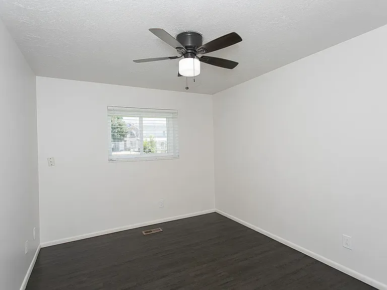 1724 N 1450 W — Photo 15