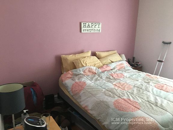 5th image of 3823 N Lawndale Ave #3B