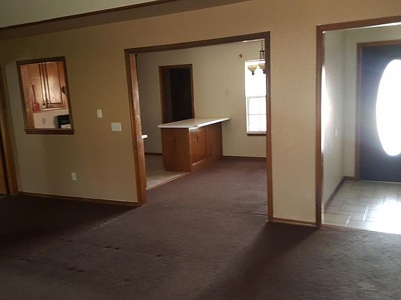 3rd image of 13104 Almond Dr