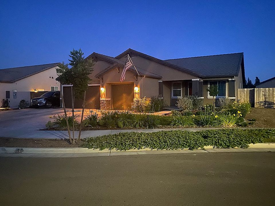 1st image of 945 E Mesa Ct