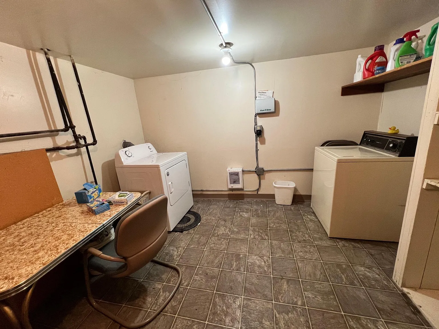 2 bed, 1597 sqft, $1,595 — Photo 4