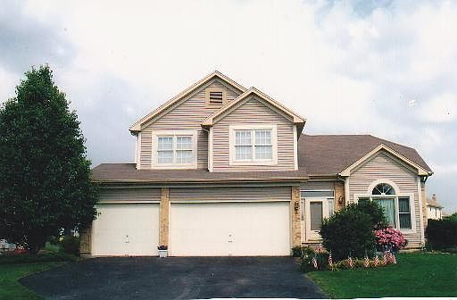 1st image of 2215 Irvine Ln