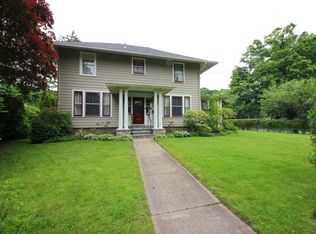 2252 Elm St, Stratford, CT 06615