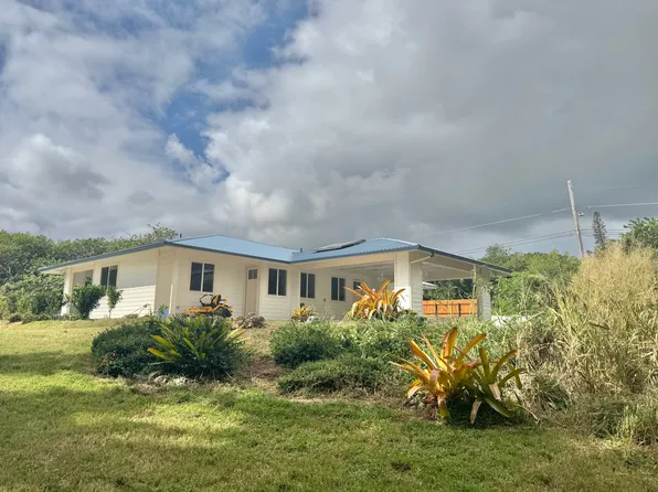 94-5768 Awa Pae Pl, Naalehu, HI 96772