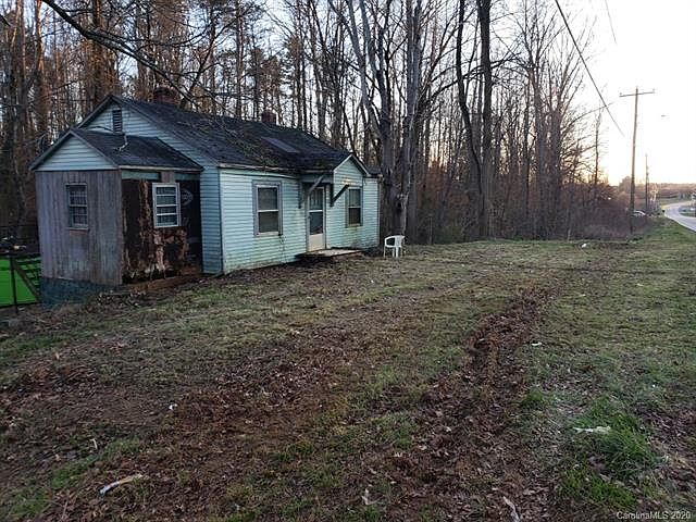 1st image of 2303 Newton Dr