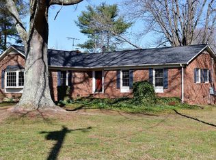 2102 Beeson Rd, Oak Ridge, NC 27310