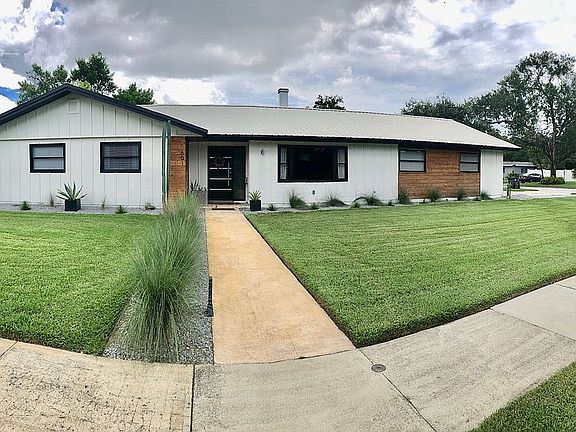 5th image of 601 Dunraven Dr