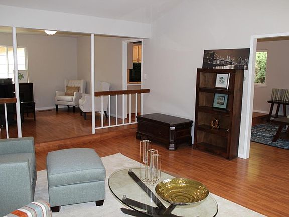 3rd image of 4124 Littleworth Way