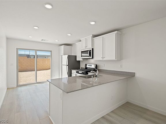 4th image of 6742 Violet Cascade Ave