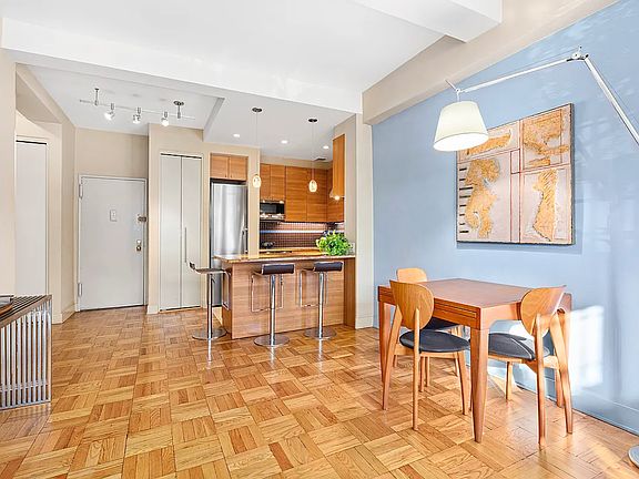 3rd image of 140 7th Ave APT 1G