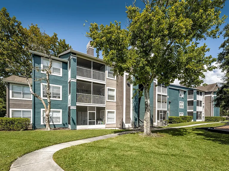 Los Altos at Altamonte Springs — Photo 25