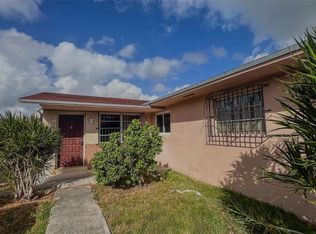 7066 SW 22nd St, Miami, FL 33155