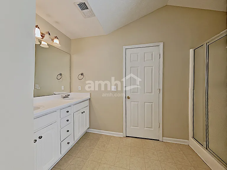 1318 Baylor Dr — Photo 16