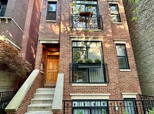 3233 N Seminary Ave APT 2, Chicago, IL 60657