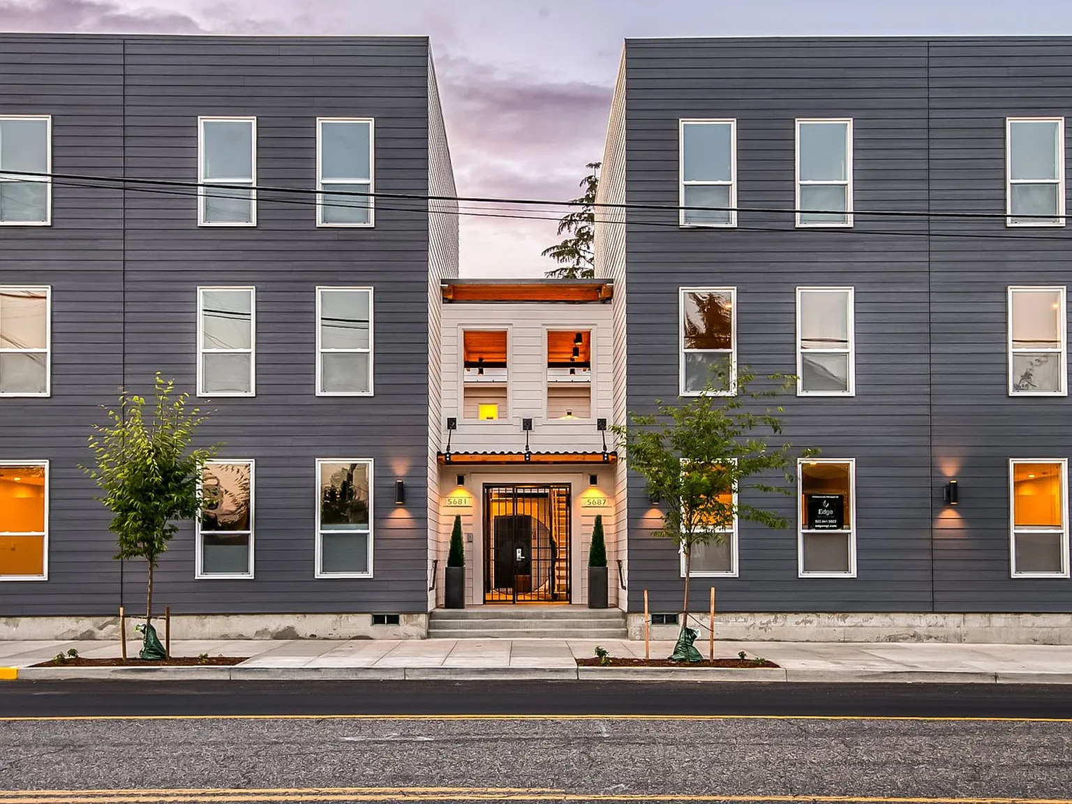 Julian Apartments — Photo 2
