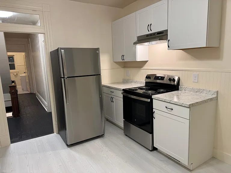 308 Washington Ave #1 — Photo 5