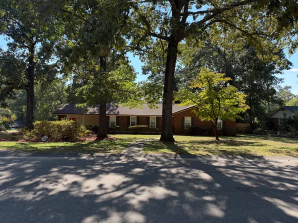 503 Dashland Dr, Fayetteville, NC 28303
